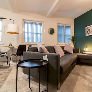Apartment Stylish Maisonette Pass The Keys, Newcastle upon Tyne